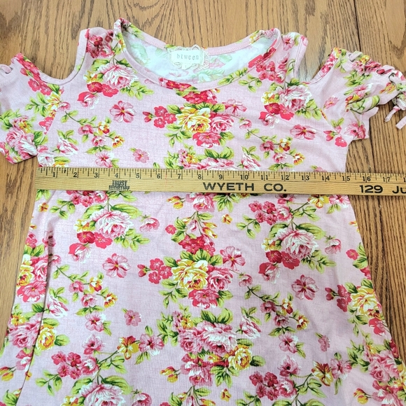 Btween Content Cold Shoulder Dress Girls Size 12 Pink Lace Up Sleeve Floral Soft - Picture 11 of 12
